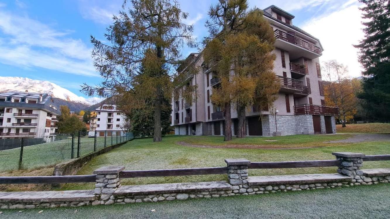 Appartamento Vacanze Graynite-Meadows Ponte Di Legno Exterior foto